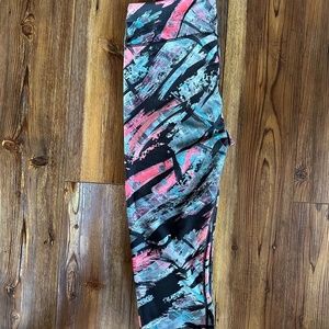 Rare Small Capri Multi Color Fabletic Leggings